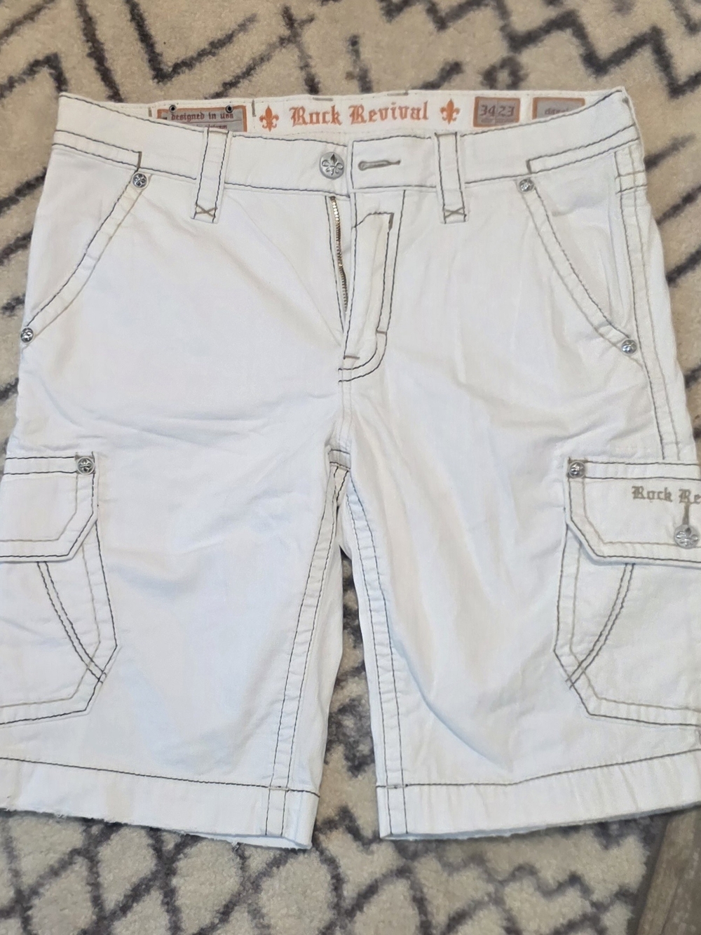 Rock Revival Men’s White Cargo Shorts
